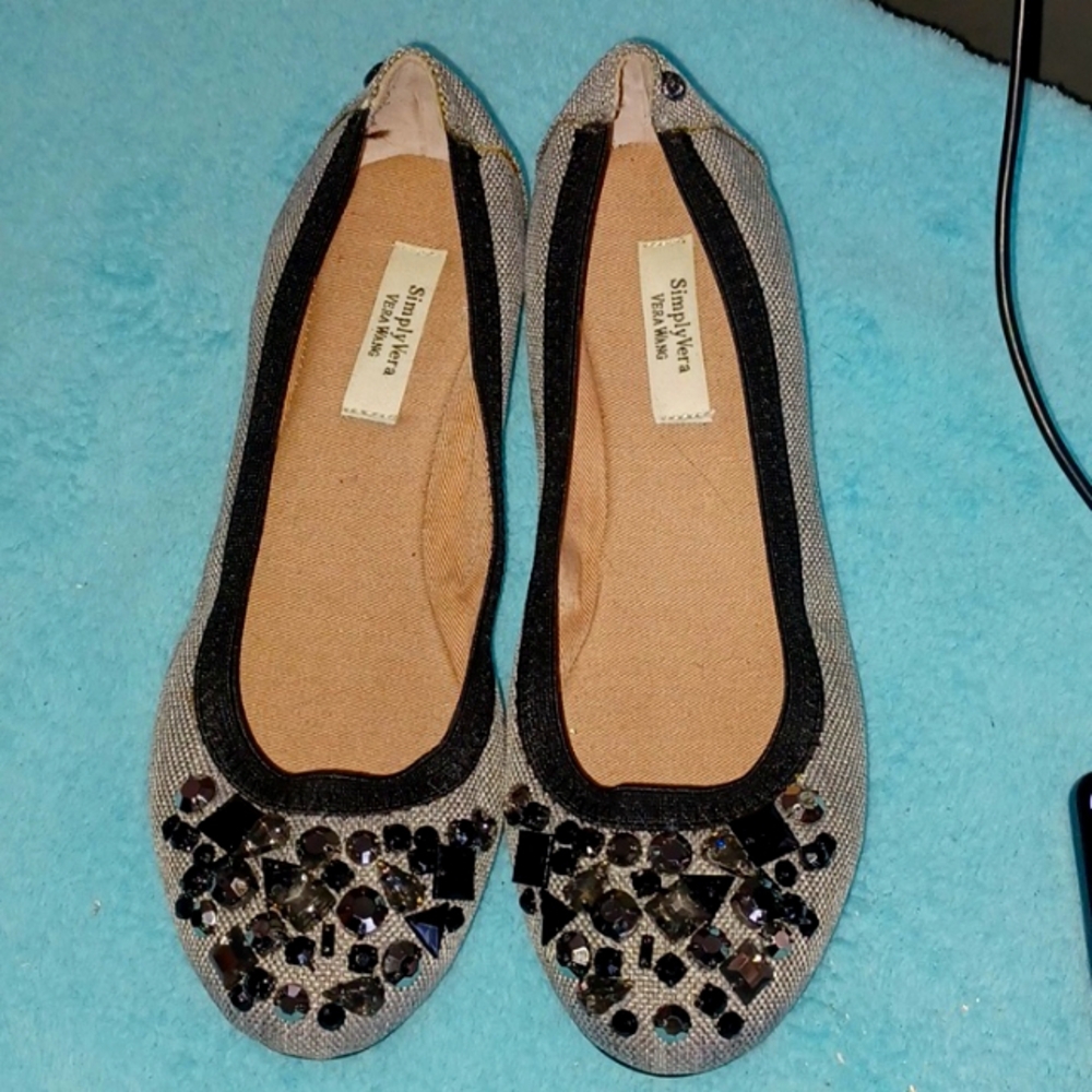 Simply Vera Vera Wang flats 6.5